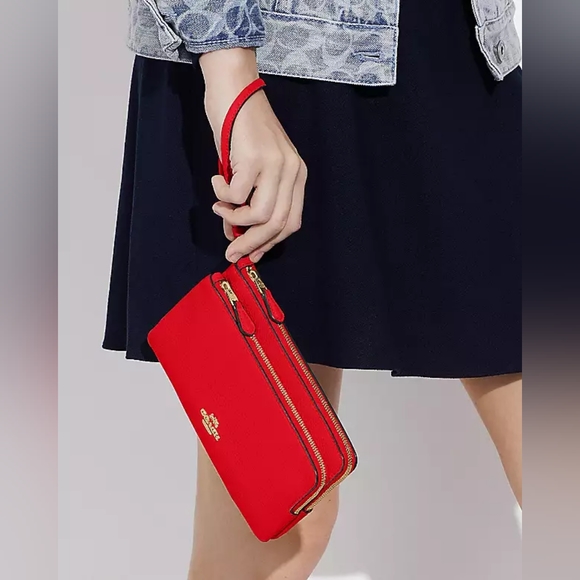 NWT Coach Double Zip Wallet Red - Picture 3 of 3